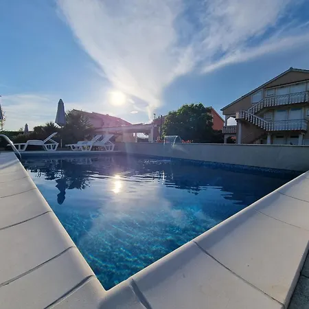 Lea With Pool Malinska