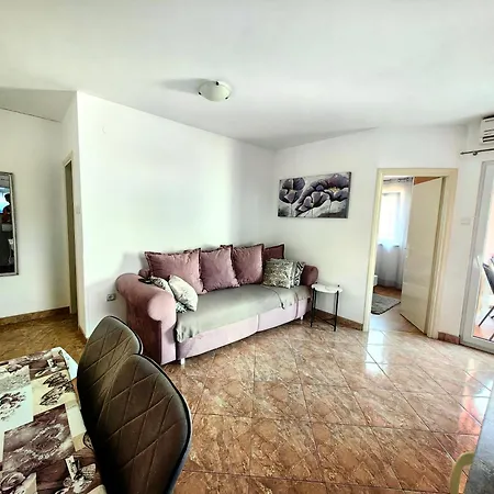 Lea With Pool * Malinska