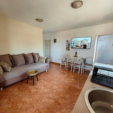 Lea With Pool * Malinska