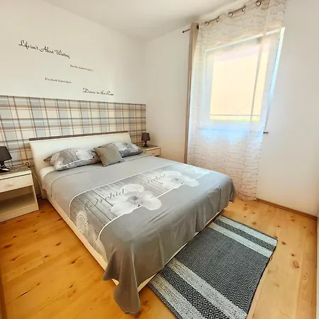 Lea With Pool Malinska