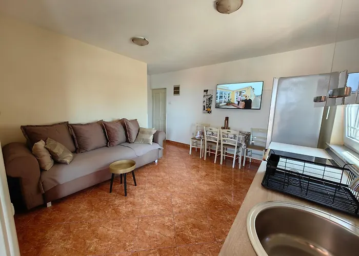 Lea With Pool * Malinska