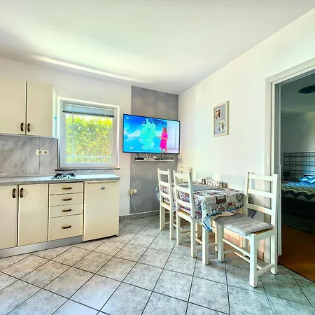 Appartement Lea With Pool *