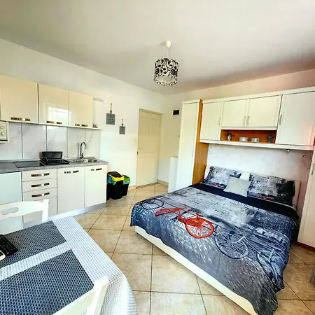 Apartment Lea With Pool *