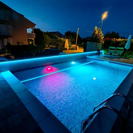Lejlighed Lea With Pool *
