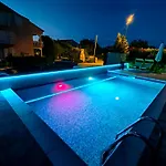 Apartament Lea With Pool *