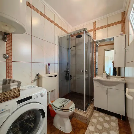 Lea Apartmán