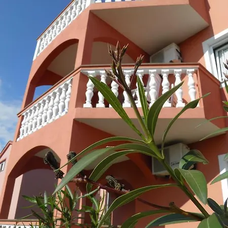 Lea Apartmán