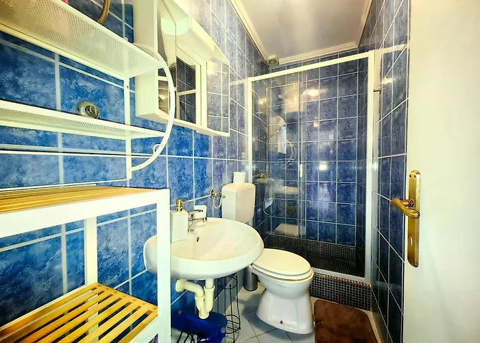 Lea With Pool 아파트 말린스카