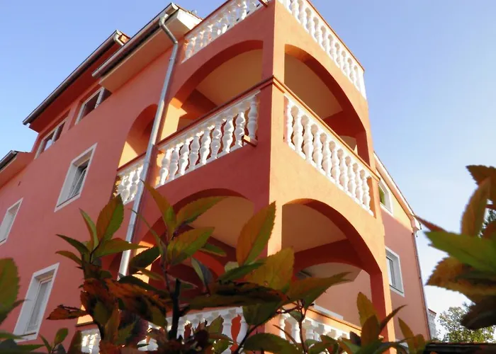 Lea With Pool 아파트 말린스카